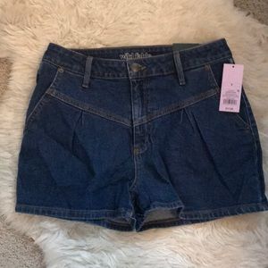 NWT Wild Fable yoke front denim shorts